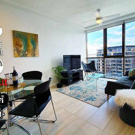 Ferienwohnung 2Br Food & Drink Hub ★Gym★Pool★Views★Roof Terrace Brisbane Exterior foto