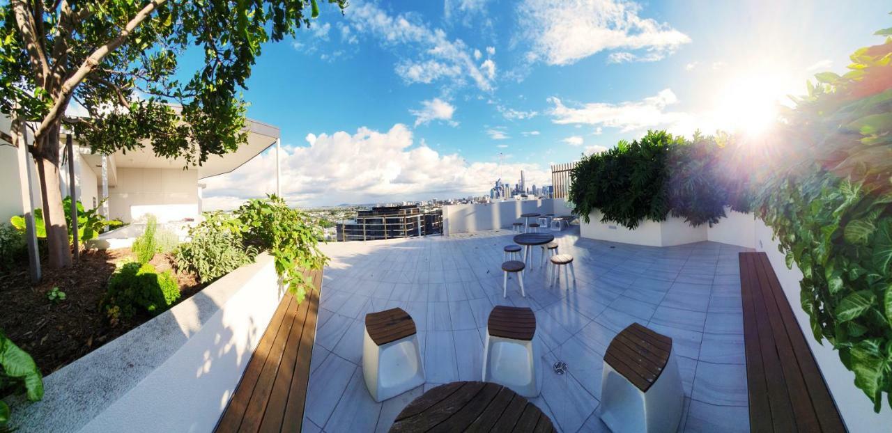 Ferienwohnung 2Br Food & Drink Hub ★Gym★Pool★Views★Roof Terrace Brisbane Exterior foto
