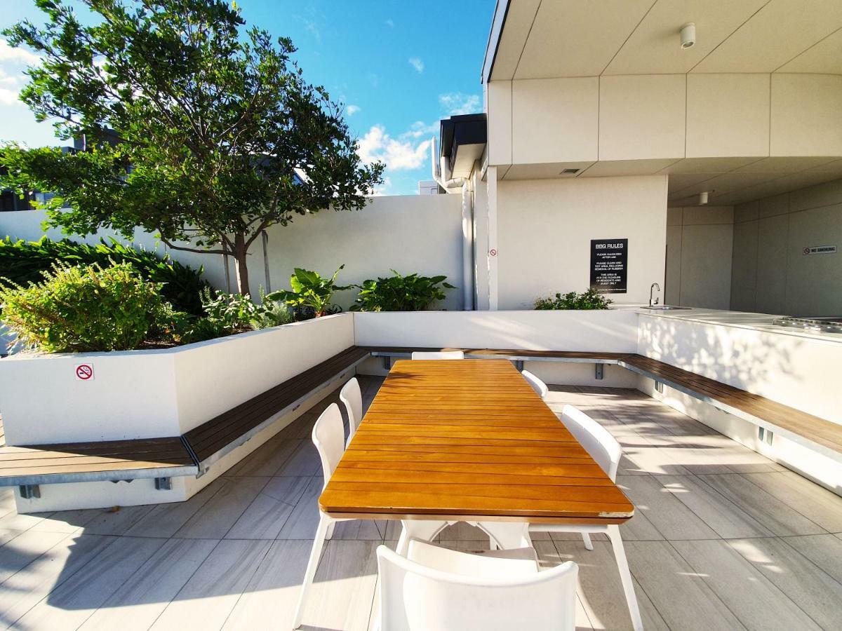 Ferienwohnung 2Br Food & Drink Hub ★Gym★Pool★Views★Roof Terrace Brisbane Exterior foto