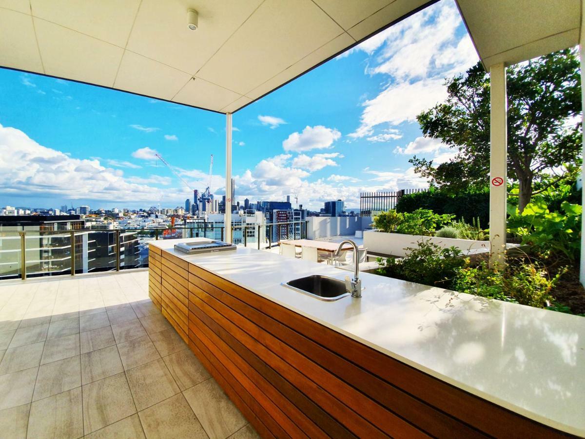 Ferienwohnung 2Br Food & Drink Hub ★Gym★Pool★Views★Roof Terrace Brisbane Exterior foto